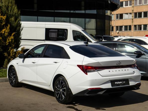 Hyundai Elantra VII (CN7) с пробегом 2021 года, цена 1 883 000 рублей, 103000 км, седан, Автокод Объявления