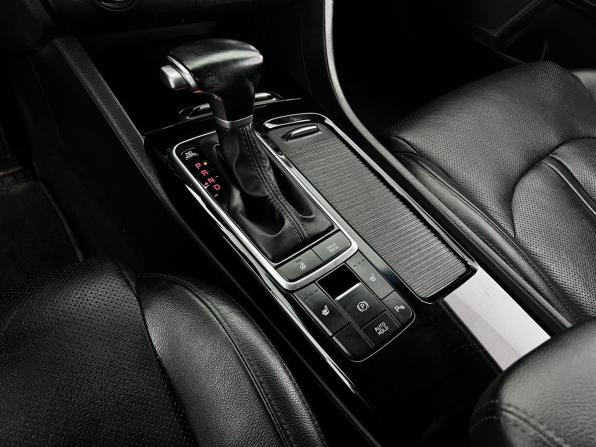 Kia Optima IV с пробегом 2017 года, цена 1 799 000 рублей, 143000 км, седан, Автокод Объявления