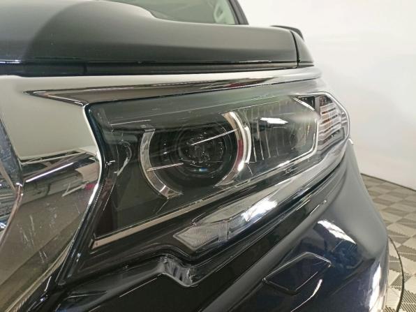 Toyota Land Cruiser Prado 150 Series Рестайлинг 2 с пробегом 2020 года, цена 6 249 000 рублей, 106000 км, внедорожник, Автокод Объявления