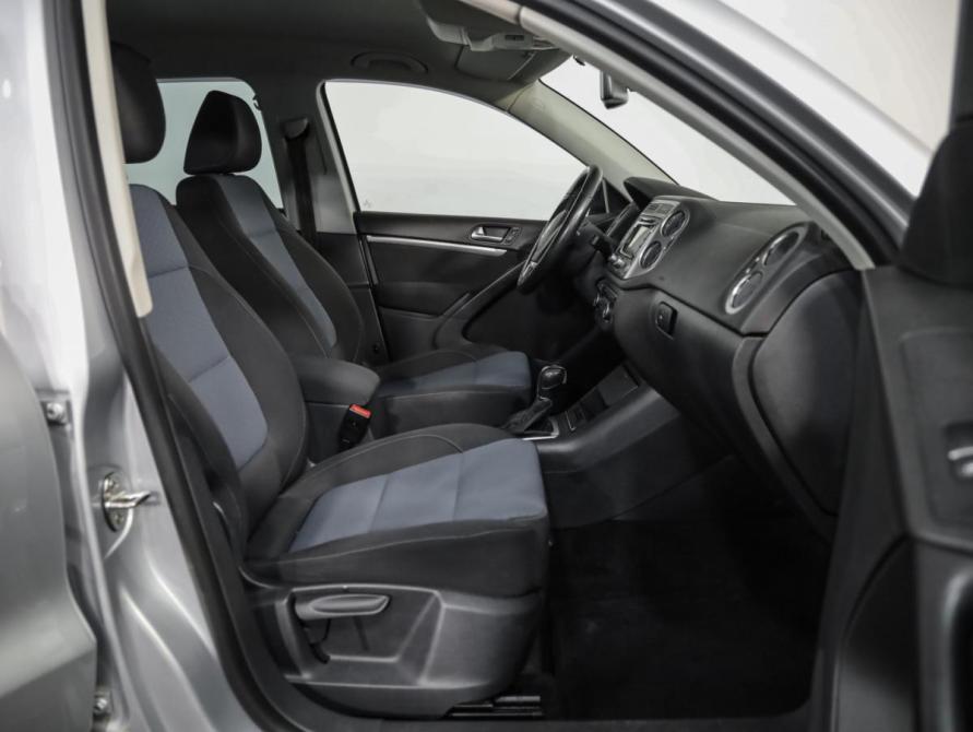 Volkswagen Tiguan I Рестайлинг Санкт-Петербург  - изображение 21