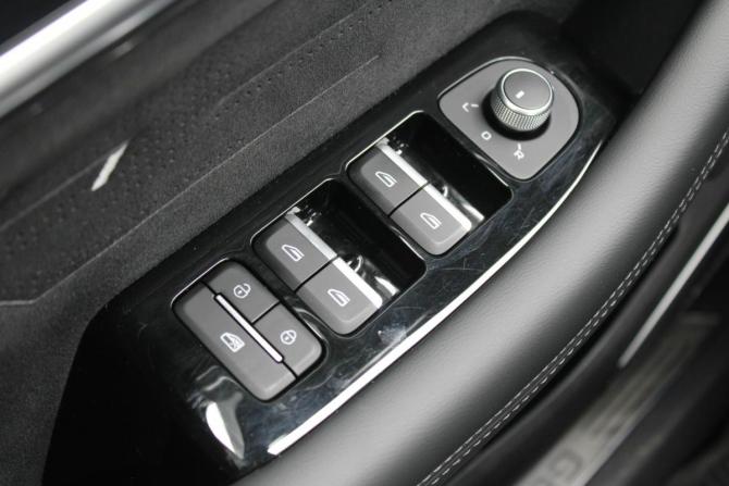 Geely Monjaro I с пробегом 2024 года, цена 3 150 000 рублей, 18000 км, внедорожник, Автокод Объявления