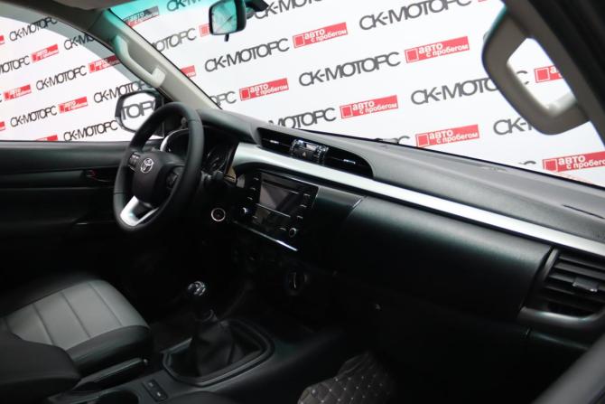 Toyota Hilux VIII Рестайлинг 2 с пробегом 2021 года, цена 3 265 650 рублей, 336305 км, пикап, Автокод Объявления