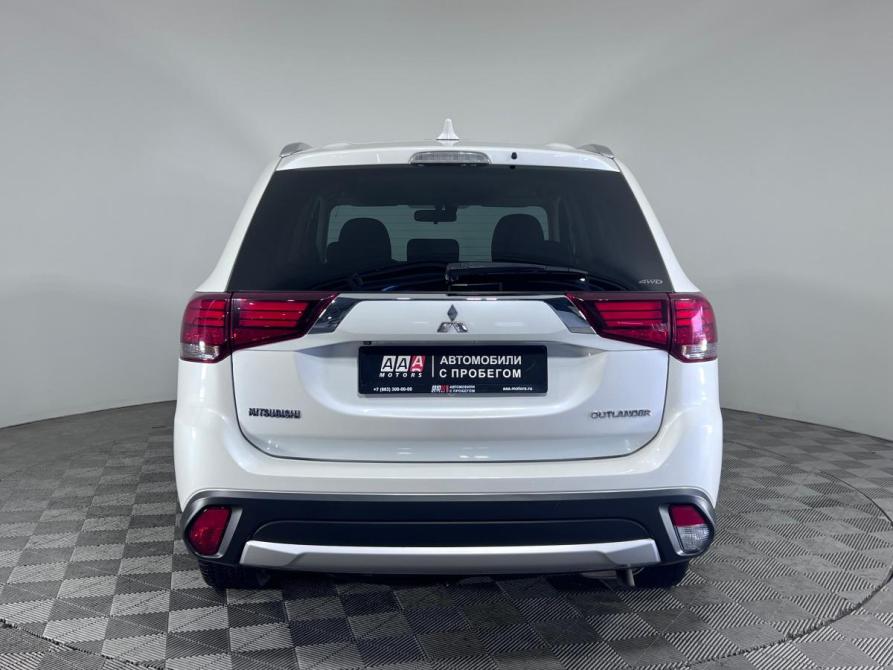 Mitsubishi Outlander III Рестайлинг 2 Ростов-на-Дону  - изображение 5