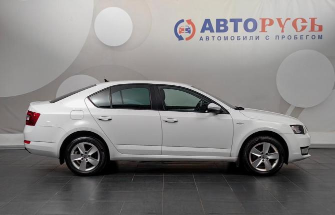 Skoda Octavia III (A7) с пробегом 2016 года, цена 1 555 000 рублей, 93011 км, лифтбек, Автокод Объявления