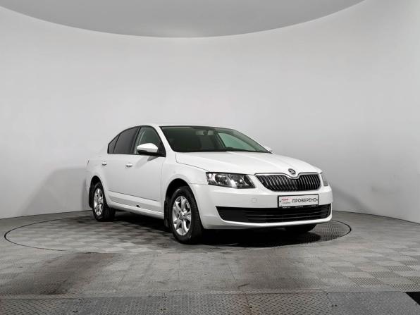 Skoda Octavia III (A7) с пробегом 2015 года, цена 880 000 рублей, 247116 км, лифтбек, Автокод Объявления