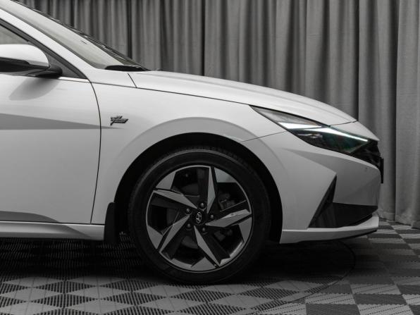 Hyundai Elantra VII (CN7) с пробегом 2021 года, цена 2 440 000 рублей, 59469 км, седан, Автокод Объявления