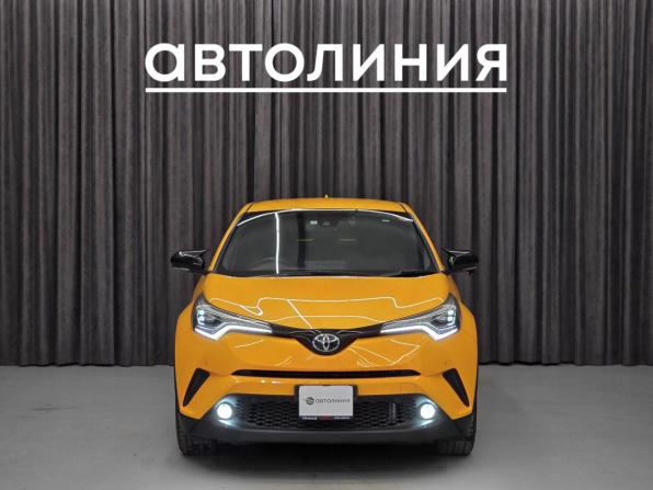 Toyota C-HR I с пробегом 2017 года, цена 2 100 000 рублей, 57000 км, внедорожник, Автокод Объявления