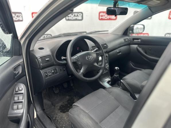 Toyota Avensis II Рестайлинг с пробегом 2008 года, цена 800 000 рублей, 333000 км, седан, Автокод Объявления