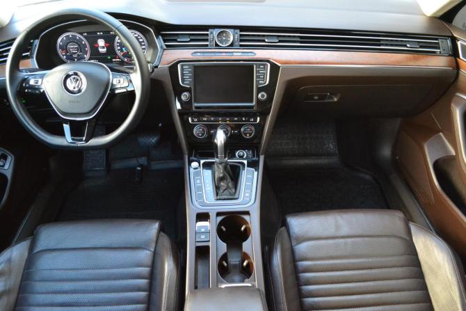 Volkswagen Passat B8 с пробегом 2015 года, цена 1 350 000 рублей, 283254 км, седан, Автокод Объявления