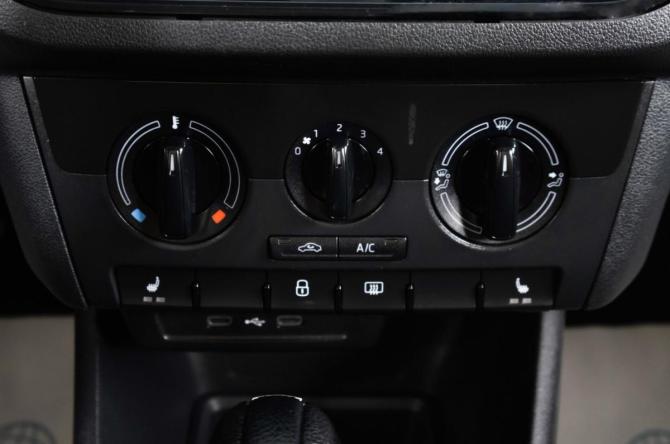 Volkswagen Polo VI с пробегом 2021 года, цена 1 449 000 рублей, 124336 км, лифтбек, Автокод Объявления