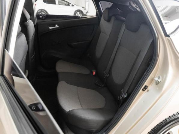 Hyundai Solaris I с пробегом 2012 года, цена 599 000 рублей, 216920 км, хэтчбек, Автокод Объявления
