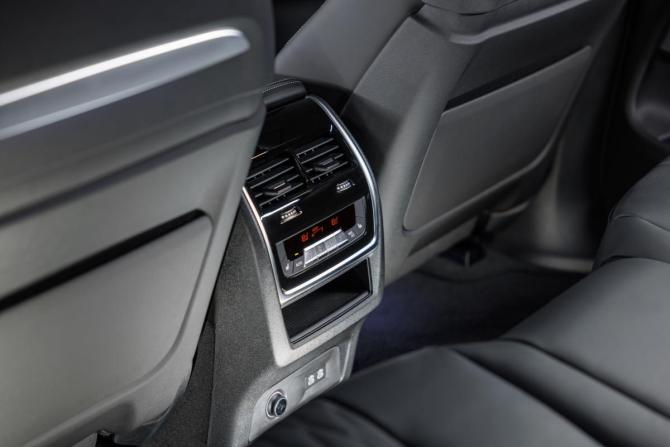 Новый BMW X7 I (G07) Рестайлинг 2025 года, цена 26 428 900 рублей, внедорожник, Автокод Объявления