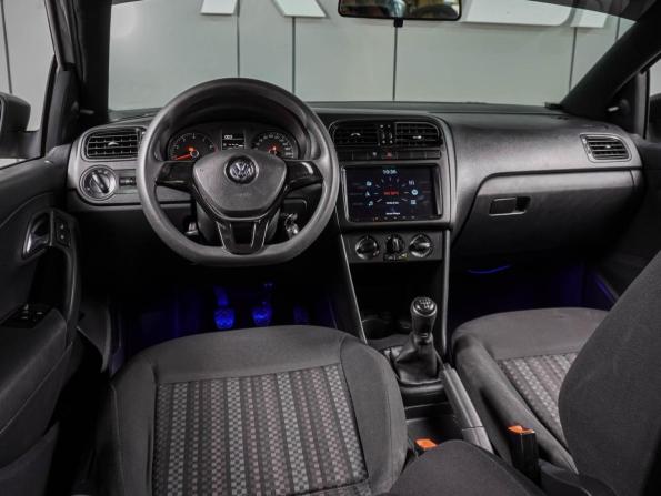 Volkswagen Polo V Рестайлинг с пробегом 2018 года, цена 1 119 000 рублей, 125465 км, седан, Автокод Объявления
