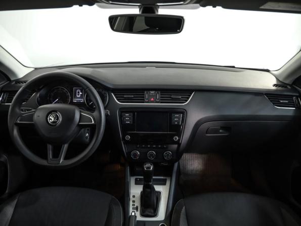 Skoda Octavia III (A7) Рестайлинг с пробегом 2018 года, цена 1 999 999 рублей, 89360 км, лифтбек, Автокод Объявления