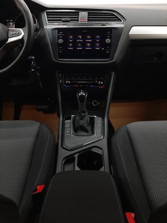 Volkswagen Tiguan II Рестайлинг с пробегом 2021 года, цена 2 870 000 рублей, 23206 км, внедорожник, Автокод Объявления