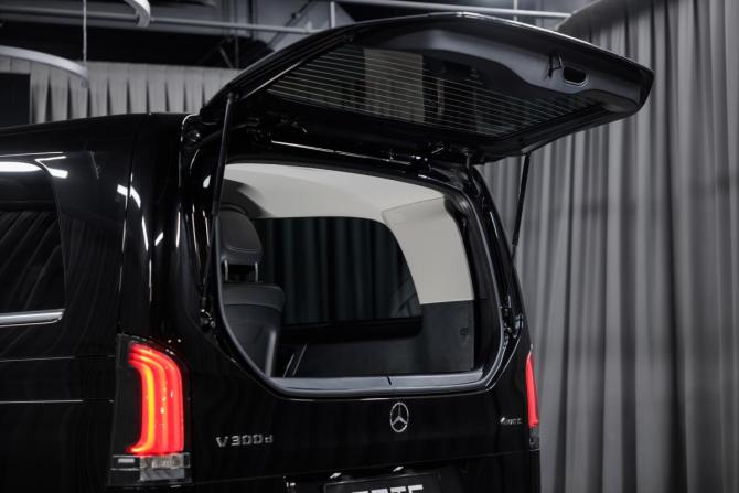 Новый Mercedes-Benz V-Класс III (W447) Рестайлинг 2 2025 года, цена 15 318 600 рублей, минивэн, Автокод Объявления