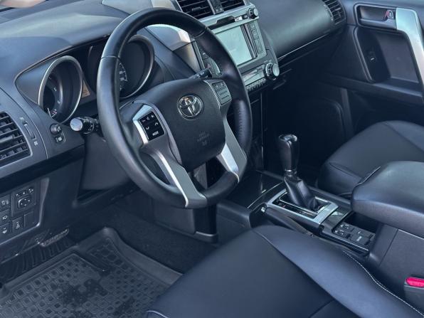 Toyota Land Cruiser Prado 150 Series Рестайлинг 1 с пробегом 2015 года, цена 3 780 000 рублей, 190601 км, внедорожник, Автокод Объявления