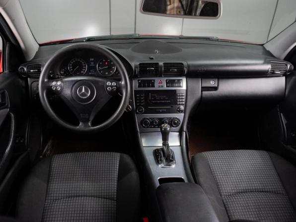 Mercedes-Benz C-Класс II (W203) Рестайлинг с пробегом 2005 года, цена 699 000 рублей, 245214 км, хэтчбек, Автокод Объявления