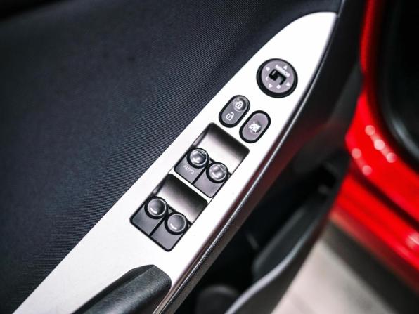 Hyundai Solaris I Рестайлинг с пробегом 2015 года, цена 915 000 рублей, 165878 км, седан, Автокод Объявления