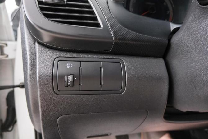 Hyundai Solaris I с пробегом 2011 года, цена 699 000 рублей, 207300 км, седан, Автокод Объявления