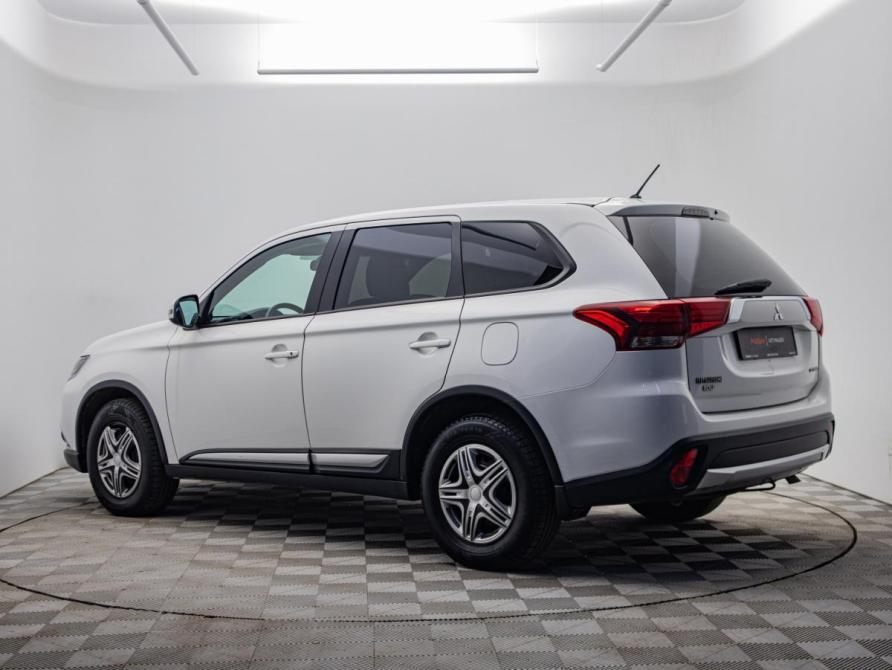 Mitsubishi Outlander III Рестайлинг 2 Москва  - изображение 7