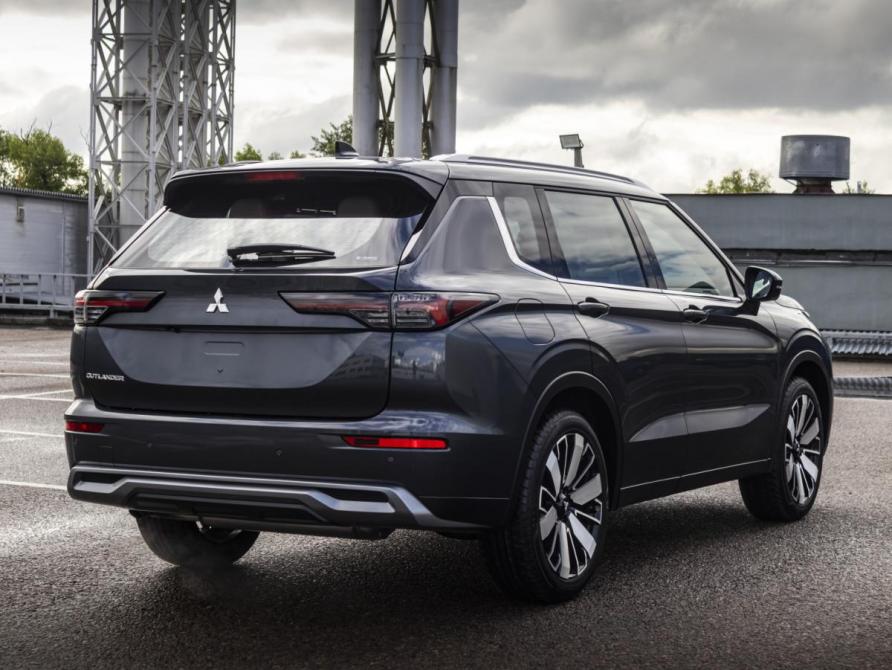 Mitsubishi Outlander IV Рестайлинг Москва  - изображение 32