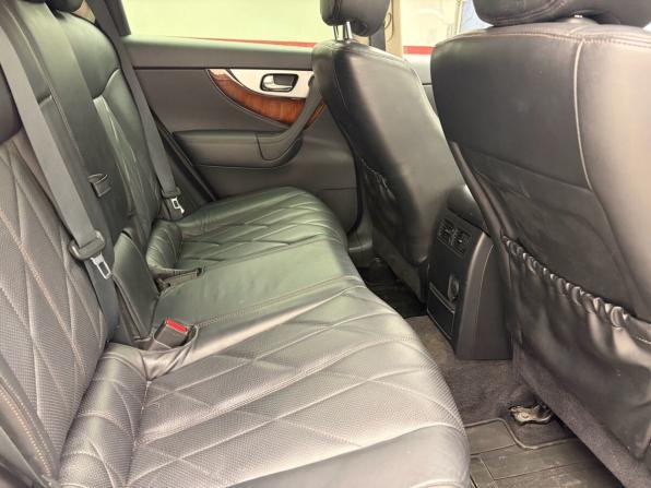 Infiniti FX II (S51) Рестайлинг с пробегом 2012 года, цена 1 999 000 рублей, 98500 км, внедорожник, Автокод Объявления