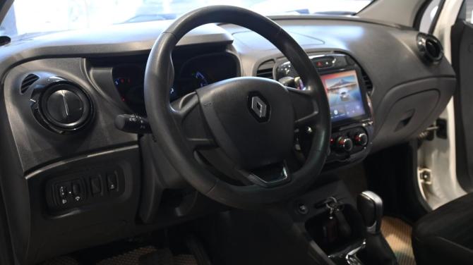 Renault Kaptur I с пробегом 2018 года, цена 895 000 рублей, 192471 км, внедорожник, Автокод Объявления