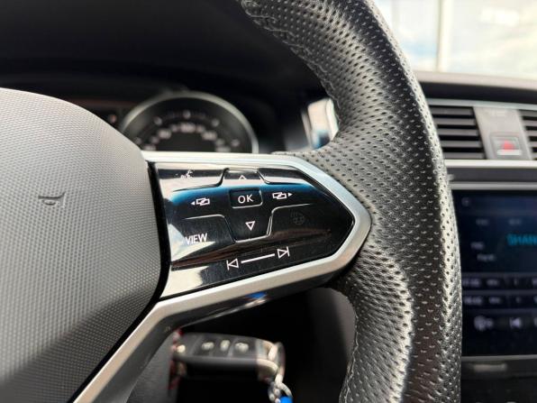 Volkswagen Golf GTI VII с пробегом 2015 года, цена 1 555 000 рублей, 191000 км, хэтчбек, Автокод Объявления