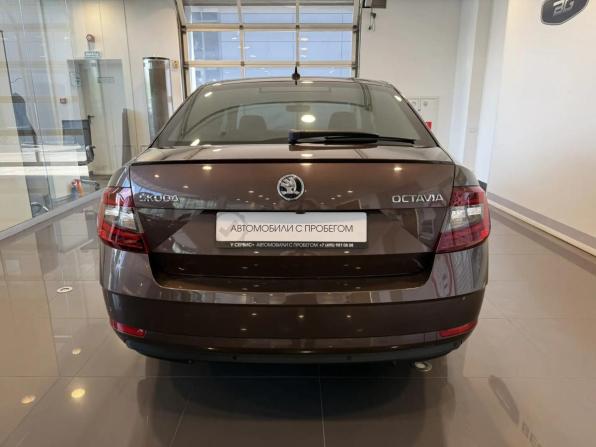 Skoda Octavia III (A7) Рестайлинг с пробегом 2017 года, цена 1 950 000 рублей, 152062 км, лифтбек, Автокод Объявления
