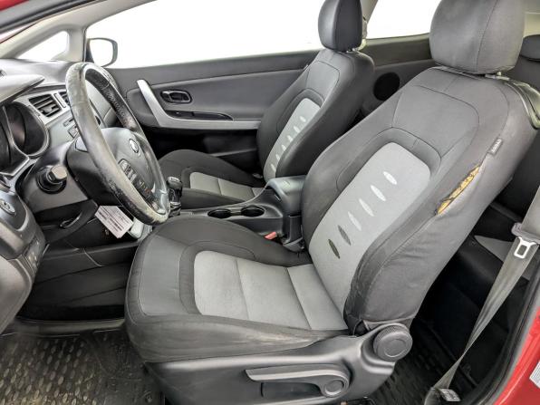 Kia Ceed II с пробегом 2014 года, цена 975 000 рублей, 144426 км, хэтчбек, Автокод Объявления
