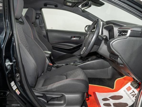 Toyota Corolla XII (E210) с пробегом 2018 года, цена 1 560 000 рублей, 154074 км, хэтчбек, Автокод Объявления