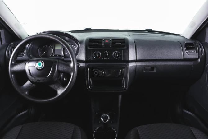 Skoda Fabia II Рестайлинг с пробегом 2010 года, цена 669 000 рублей, 117211 км, хэтчбек, Автокод Объявления