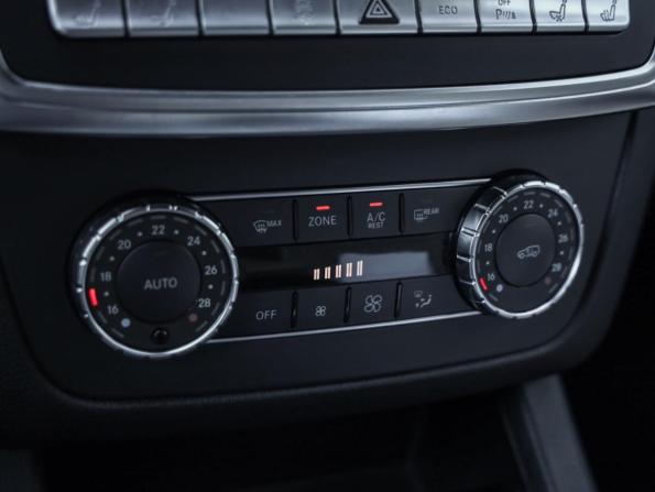 Mercedes-Benz M-Класс III (W166) с пробегом 2012 года, цена 2 099 000 рублей, 245505 км, внедорожник, Автокод Объявления