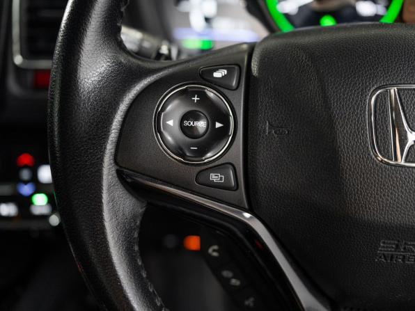 Honda Vezel I с пробегом 2014 года, цена 1 420 000 рублей, 116571 км, внедорожник, Автокод Объявления