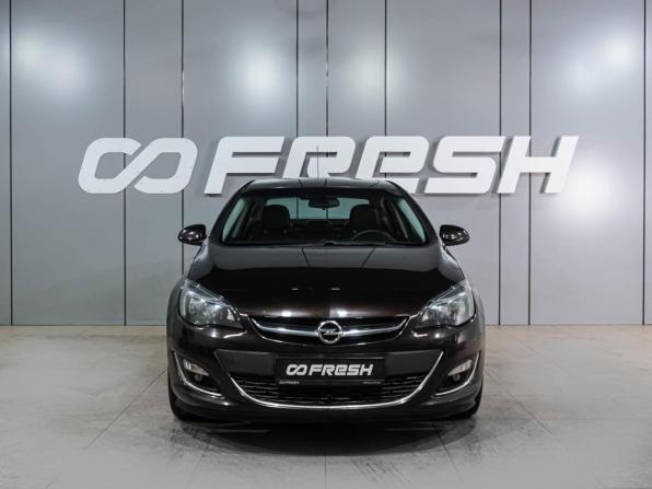 Opel Astra J Рестайлинг с пробегом 2014 года, цена 999 000 рублей, 131287 км, седан, Автокод Объявления