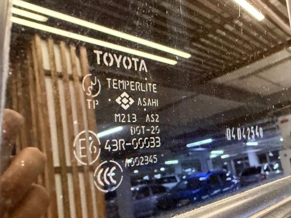 Toyota Land Cruiser 100 Series Рестайлинг 2 с пробегом 2006 года, цена 2 399 000 рублей, 357000 км, внедорожник, Автокод Объявления