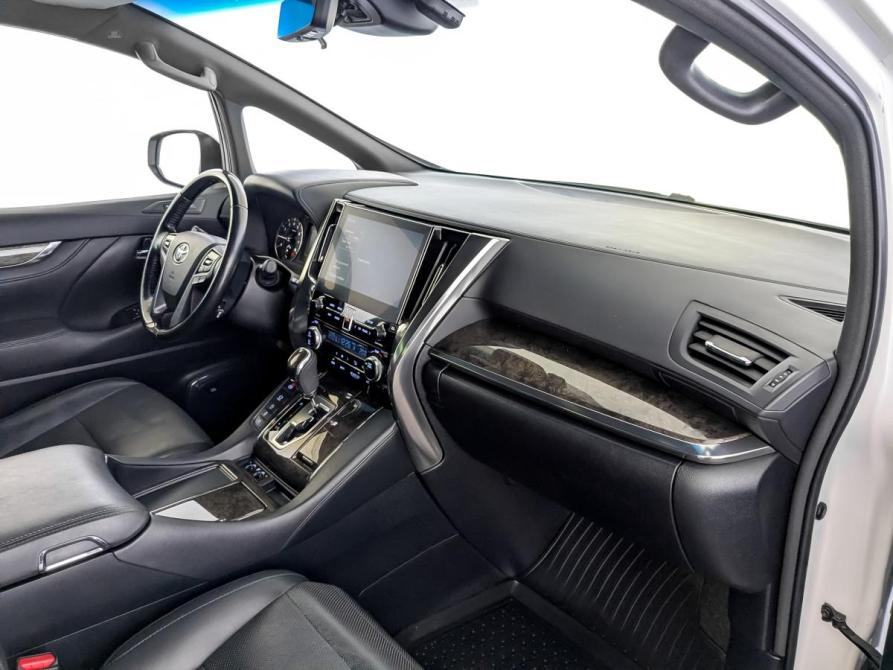 Toyota Alphard III Рестайлинг Москва  - изображение 11