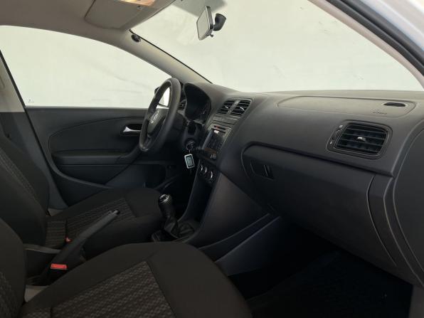 Volkswagen Polo V Рестайлинг с пробегом 2019 года, цена 1 155 000 рублей, 87405 км, седан, Автокод Объявления