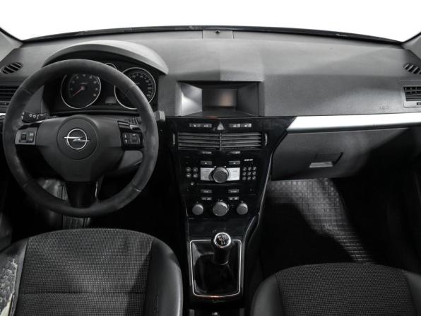 Opel Astra H Рестайлинг с пробегом 2008 года, цена 279 000 рублей, 389700 км, седан, Автокод Объявления