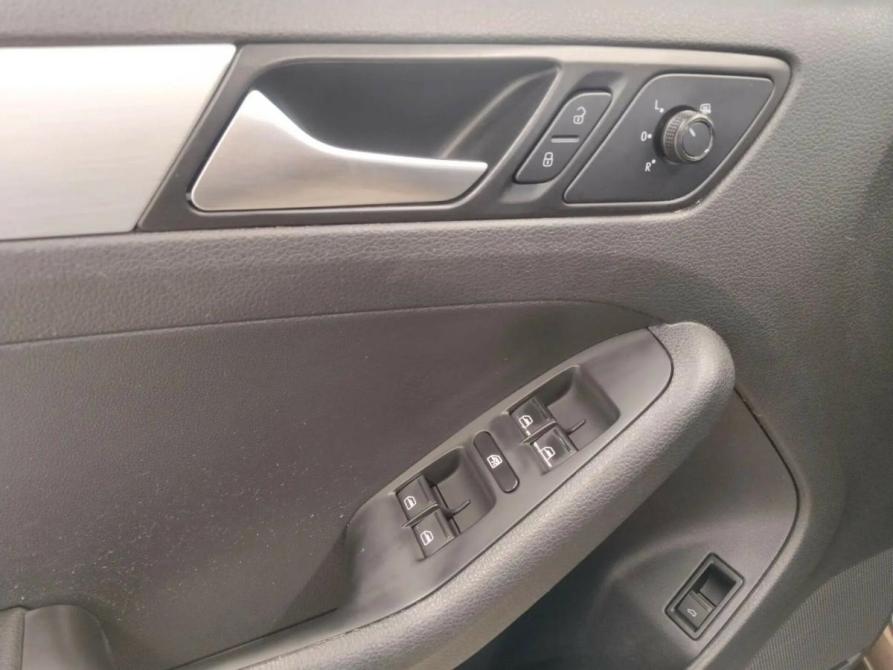 Volkswagen Jetta VI Рестайлинг Набережные Челны  - изображение 6