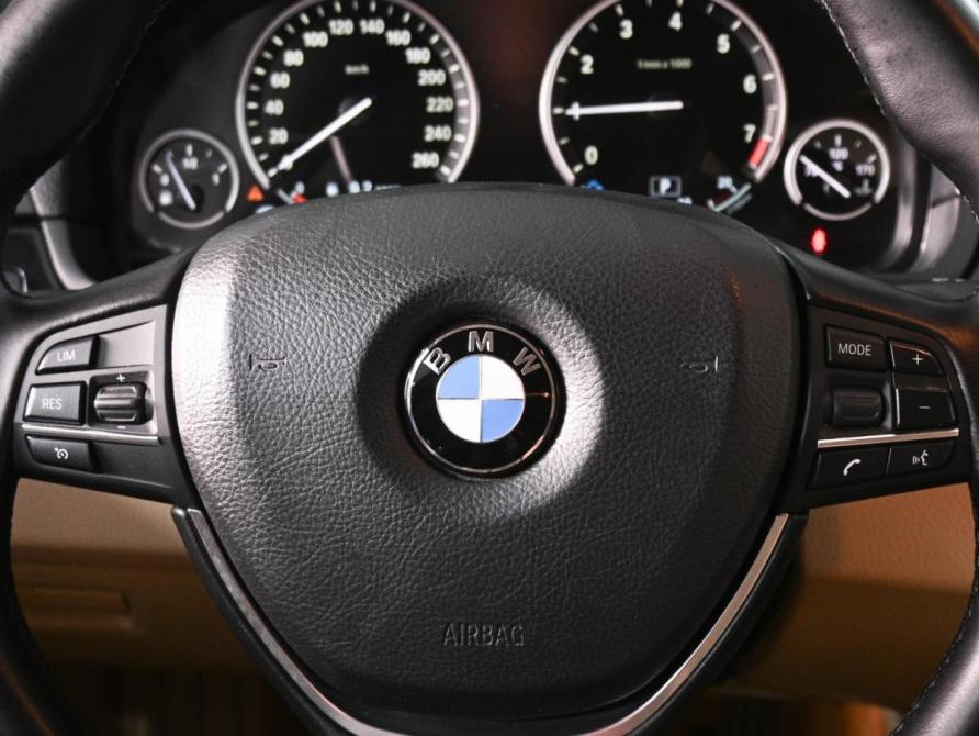 BMW 5 серии VI (F10/F11/F07) Рестайлинг Ростов-на-Дону  - изображение 12