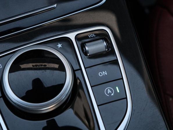 Mercedes-Benz C-Класс IV (W205) с пробегом 2014 года, цена 2 190 000 рублей, 77950 км, седан, Автокод Объявления