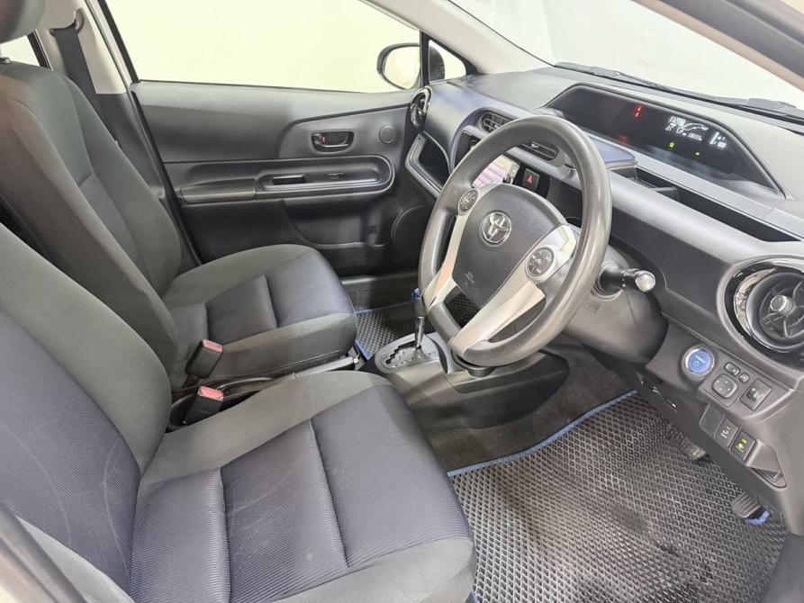 Toyota Aqua I Рестайлинг Воронеж  - изображение 11