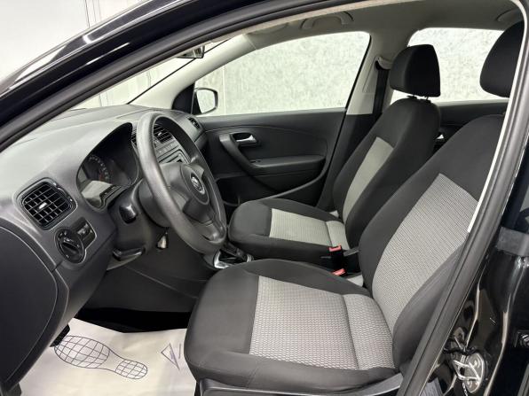 Volkswagen Polo V с пробегом 2012 года, цена 825 000 рублей, 137188 км, седан, Автокод Объявления