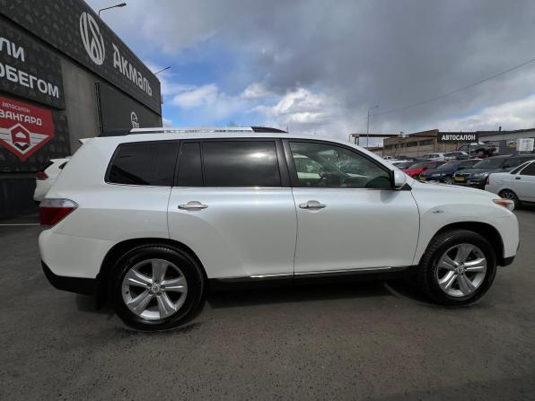 Toyota Highlander II (XU40) Рестайлинг с пробегом 2012 года, цена 2 100 000 рублей, 210200 км, внедорожник, Автокод Объявления