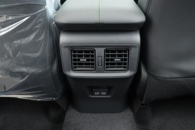 Toyota RAV4 V (XA50) с пробегом 2025 года, цена 4 350 000 рублей, 10 км, внедорожник, Автокод Объявления