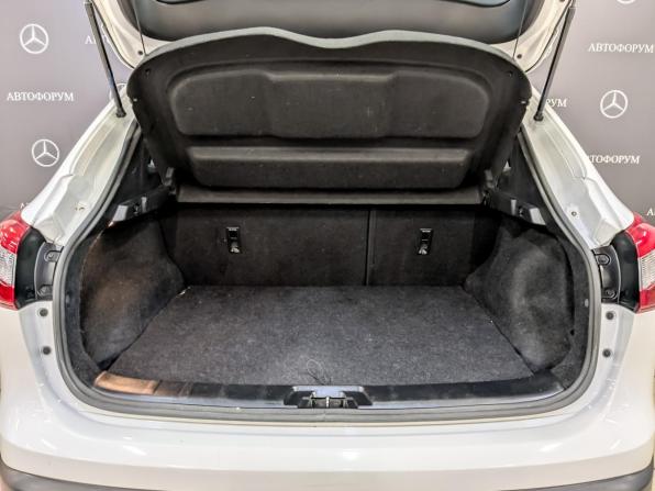 Nissan Qashqai II с пробегом 2015 года, цена 1 520 000 рублей, 123175 км, внедорожник, Автокод Объявления