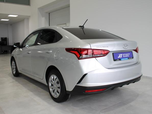 Hyundai Solaris II Рестайлинг с пробегом 2022 года, цена 1 620 000 рублей, 107000 км, седан, Автокод Объявления