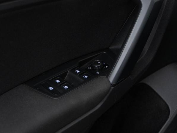 Volkswagen Tiguan II с пробегом 2020 года, цена 2 648 055 рублей, 129342 км, внедорожник, Автокод Объявления